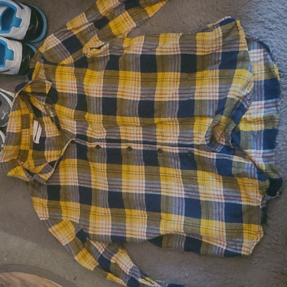 Urban Outfitters Other - Mens urban outfitters long sleeve checked type pattern country shirt